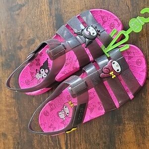 CROCS Hello Kitty and Friends Kuromi - Jrs Glittery Pink Sparkly Gray Sandals